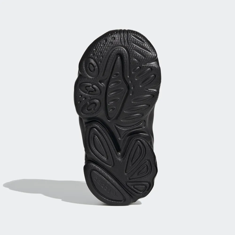 adidas Originals Men's Ozweego Sneaker