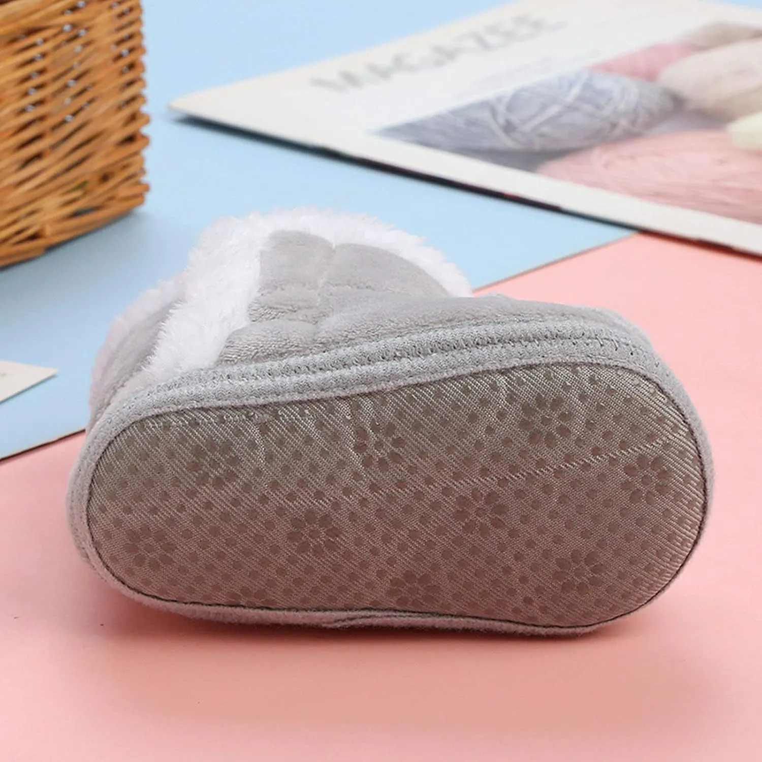 Baby Crib Boots Toddler Fleece Lined Shoes Warm Winter Mid Calf Soft Sole Thicken Cartoon Baby Christmas Shoes