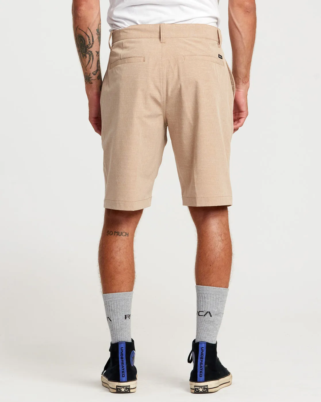 Balance Hybrid 20" Shorts - Camel