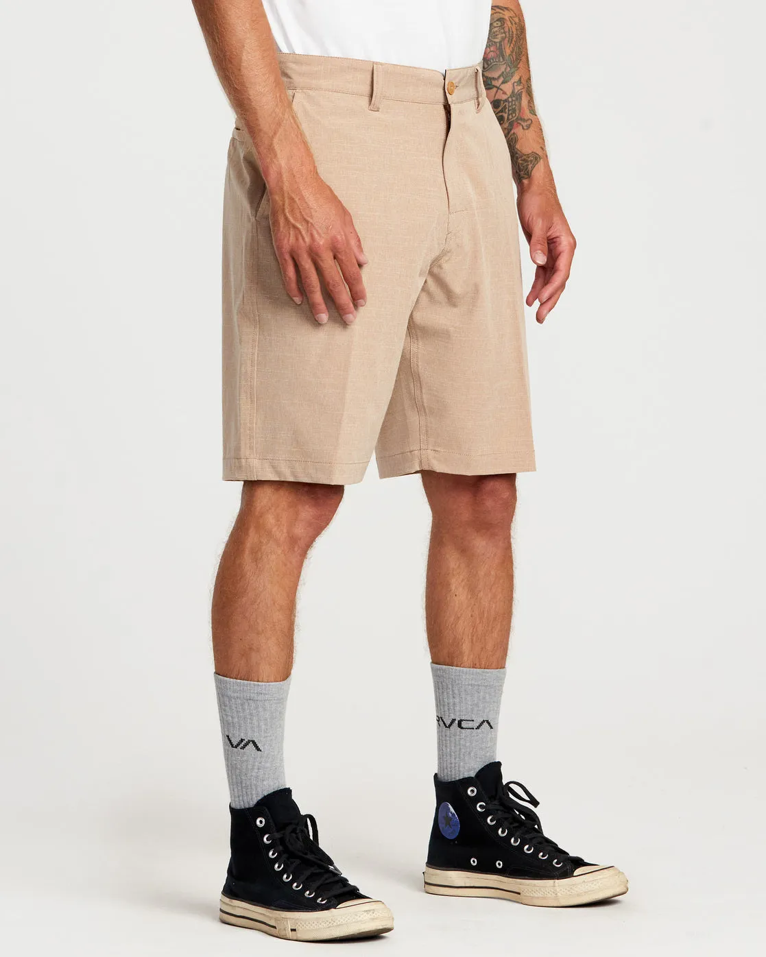 Balance Hybrid 20" Shorts - Camel