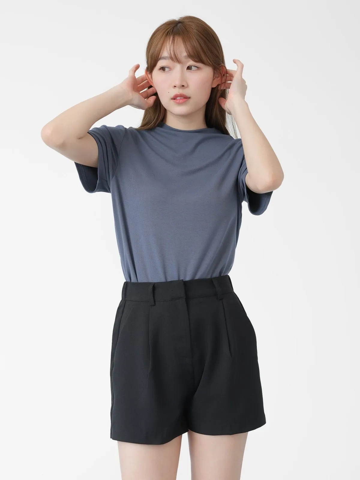 Elara Essential Pleated Shorts