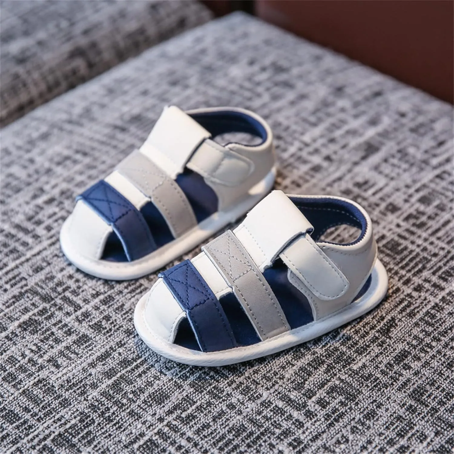EnJoCho Spring and Summer Children Sandals Toddler Shoes Soft Sole Cute Lightweight Infant Booties 0-15 Months (Blue, 0Months)