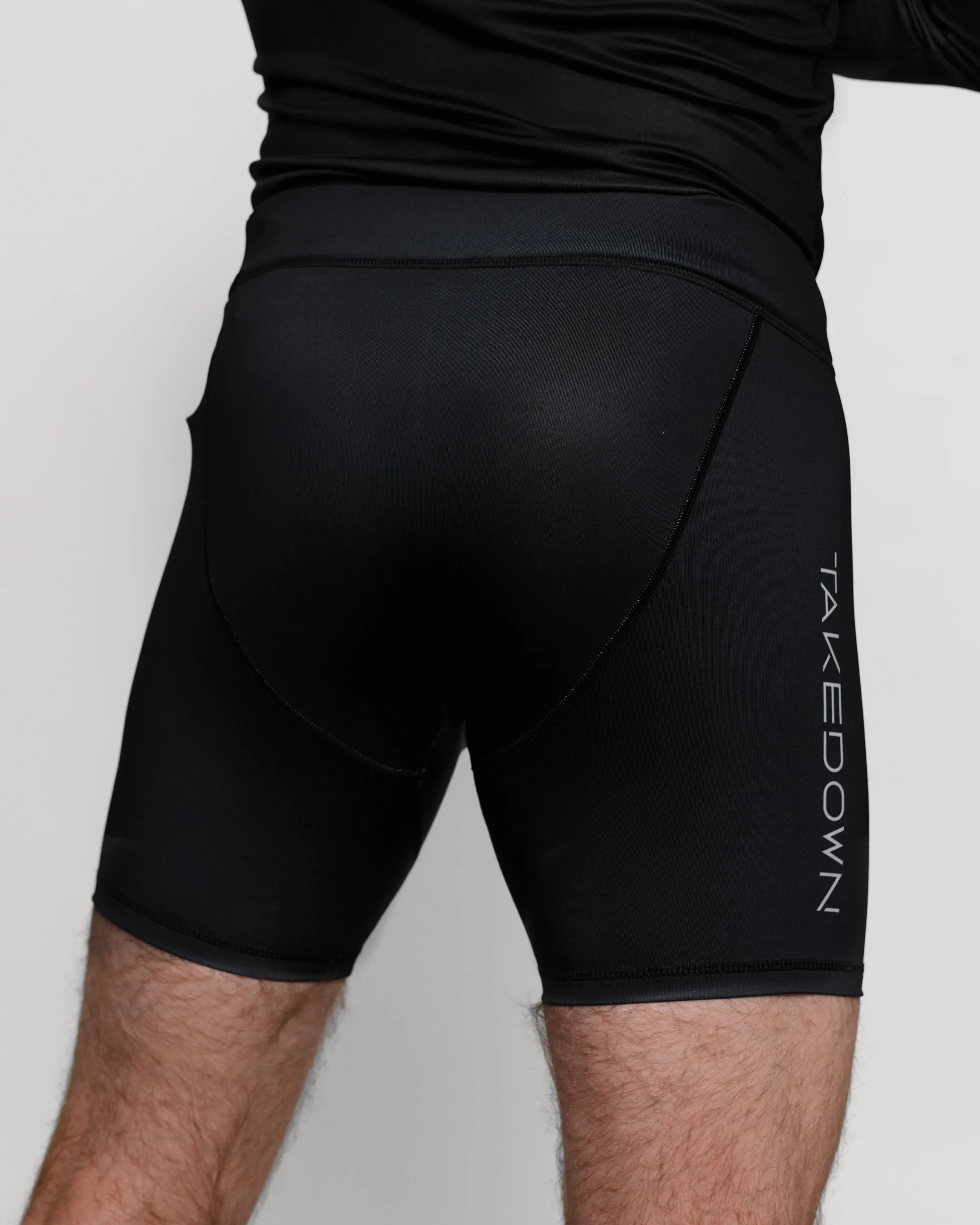Essential Compression Shorts - Black