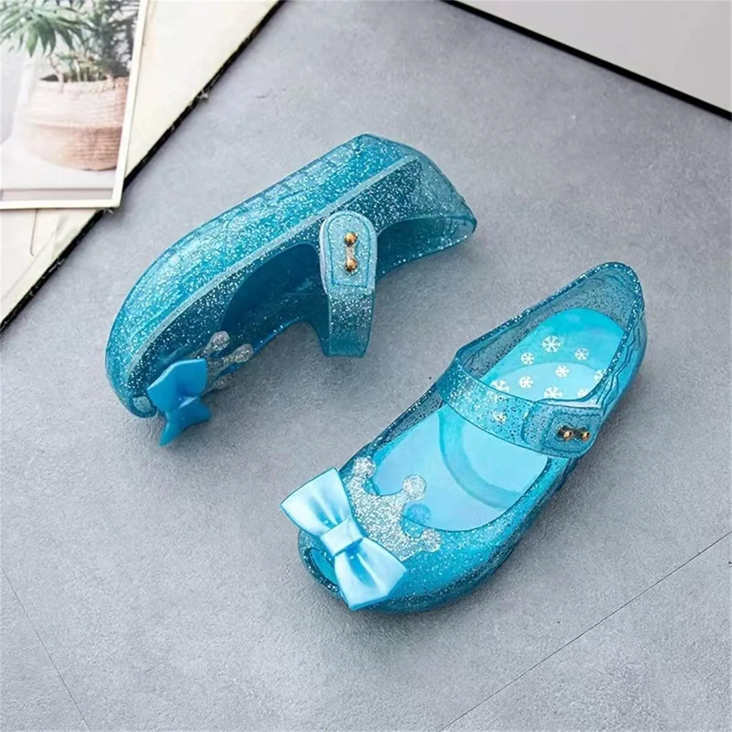 Girl Rubber Shoes Girls Shoes Crown Flash Diamond Crystal Soft Sole Non Slip Sandals Jelly Black Baby Sneaker