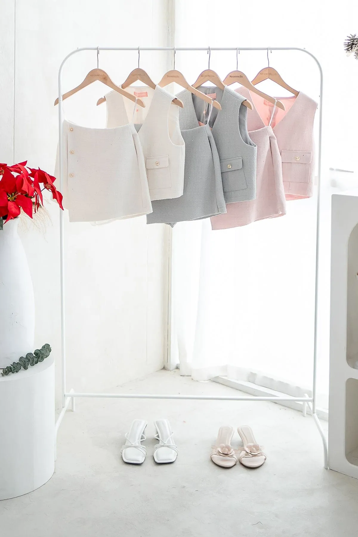 KELLIE TWEED 2-PC SET IN CREAM WHITE