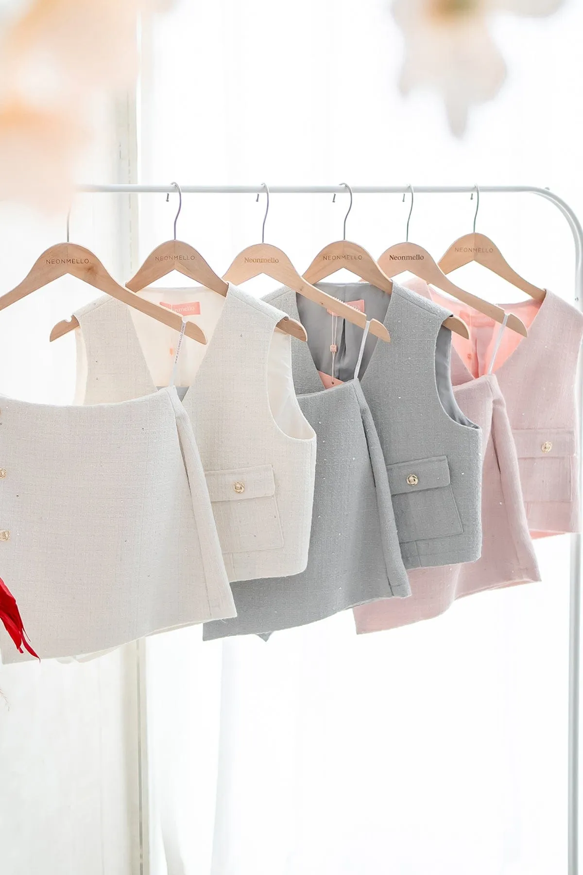 KELLIE TWEED 2-PC SET IN CREAM WHITE