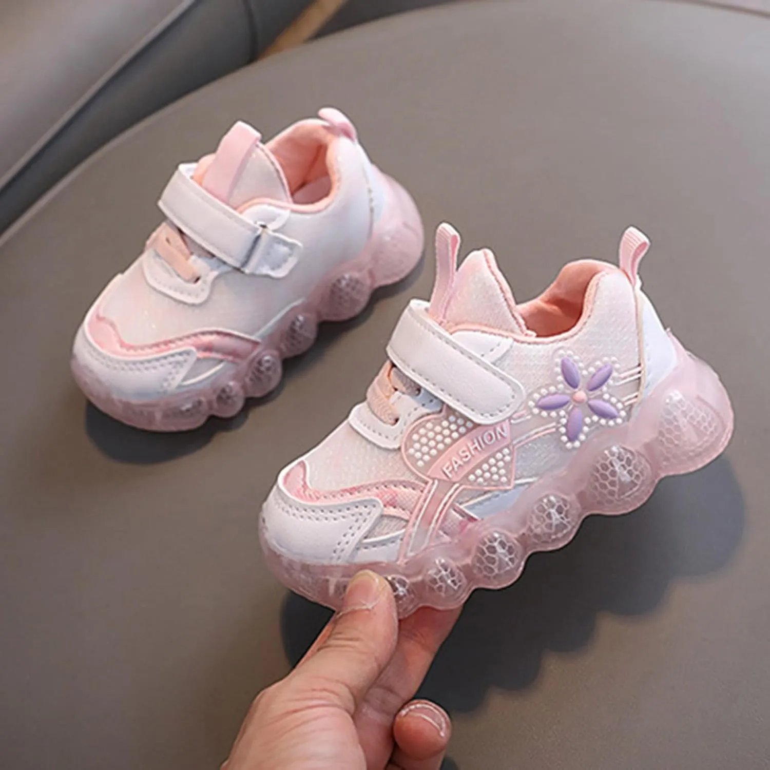 Kids Light Up Shoes Girls Boys Breathable Luminous Soft Sole Running Sports Sneaker Lace-Up Size 2 Shoe Girl Kid