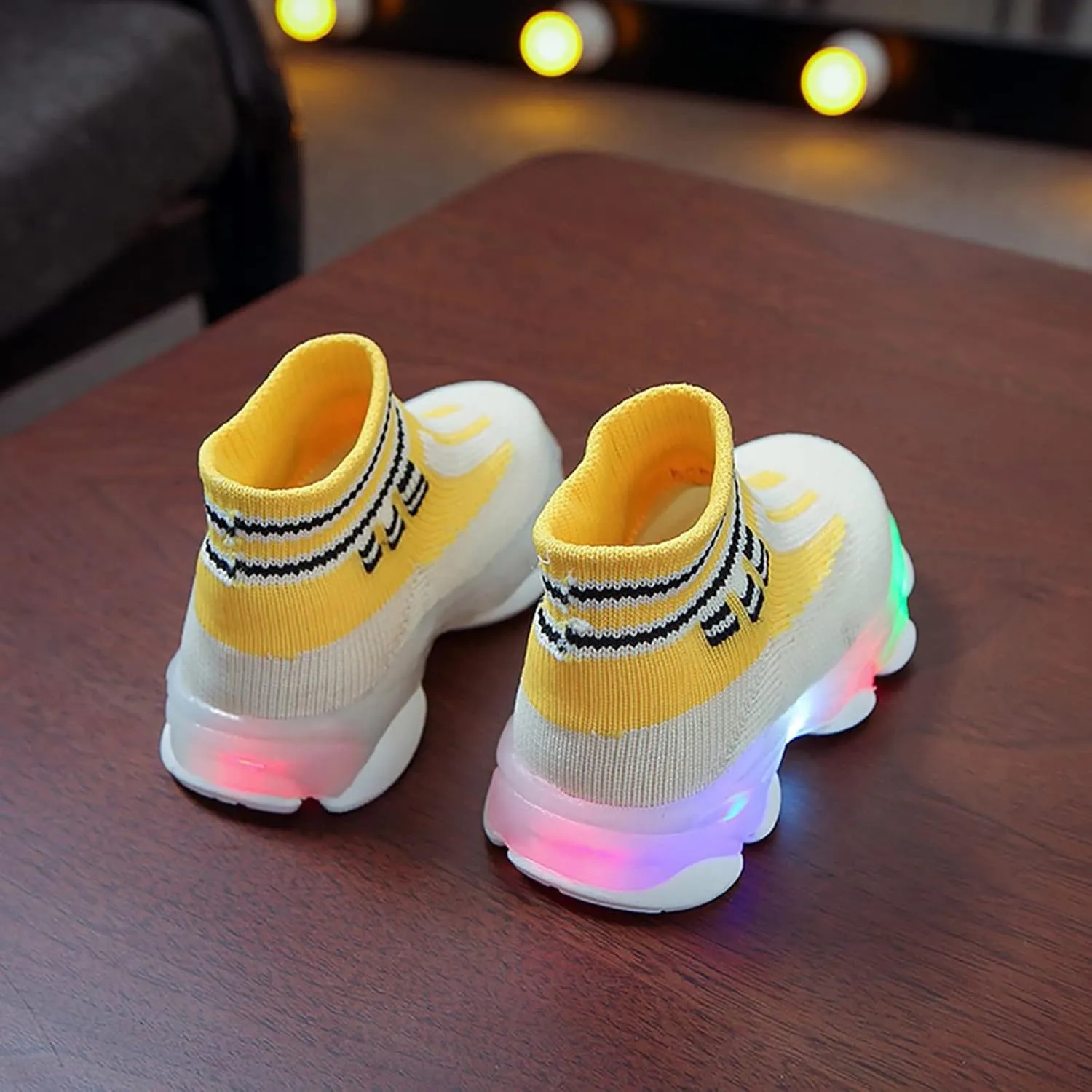 Light Up Shoes Toddler Mesh Lightweight LED Flashing Breathable Soft Sole Walking Sock Sneakers for Boys Baby Knitwear