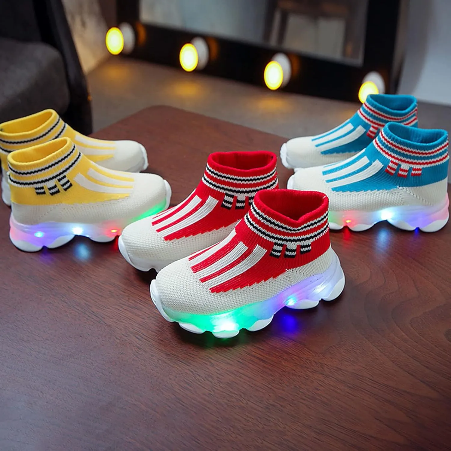 Light Up Shoes Toddler Mesh Lightweight LED Flashing Breathable Soft Sole Walking Sock Sneakers for Boys Baby Knitwear