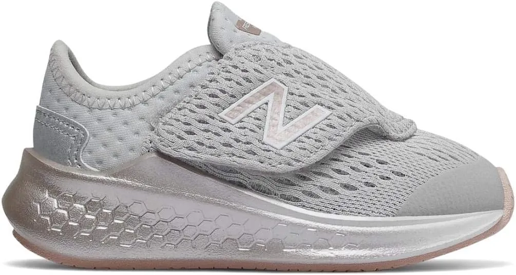 New Balance Kids' Fresh Foam Fast V1 Hook and Loop Running Shoe