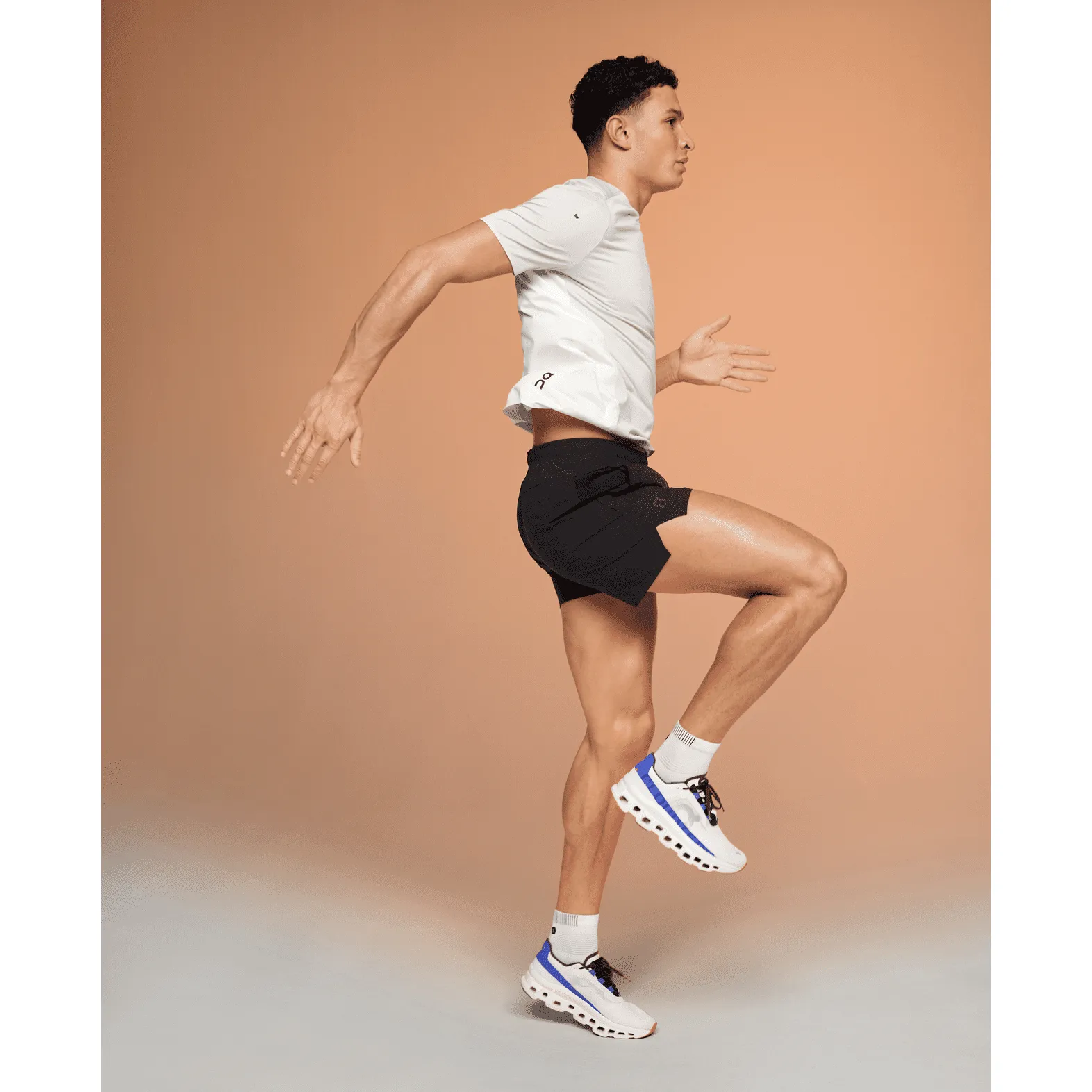 On Essential Shorts Mens