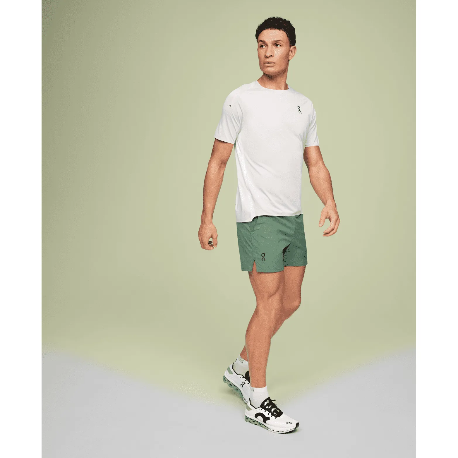 On Essential Shorts Mens