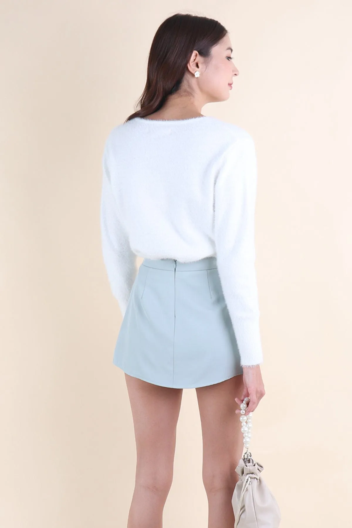 SAVANA KNIT TOP IN CREAM WHITE
