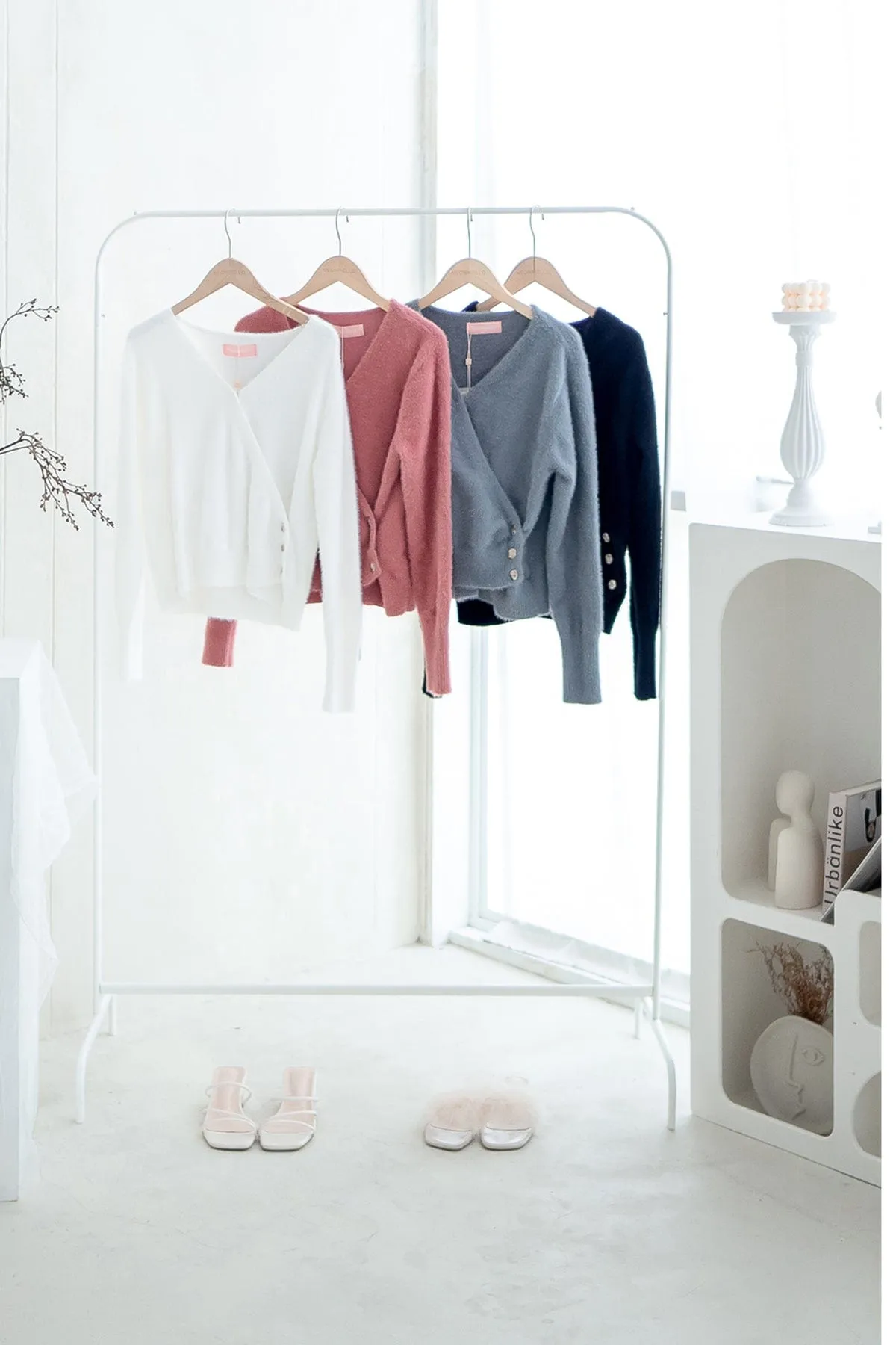 SAVANA KNIT TOP IN CREAM WHITE