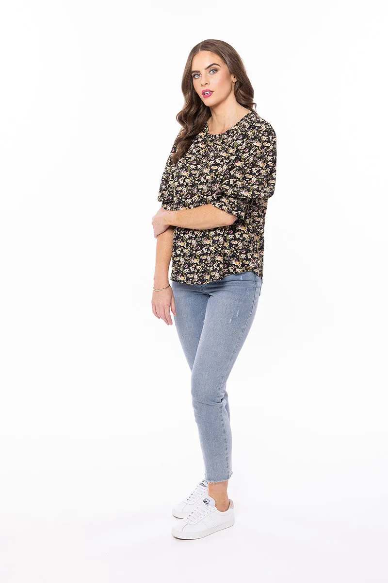 Seeking Lola - Magnificent Top - Black Posy