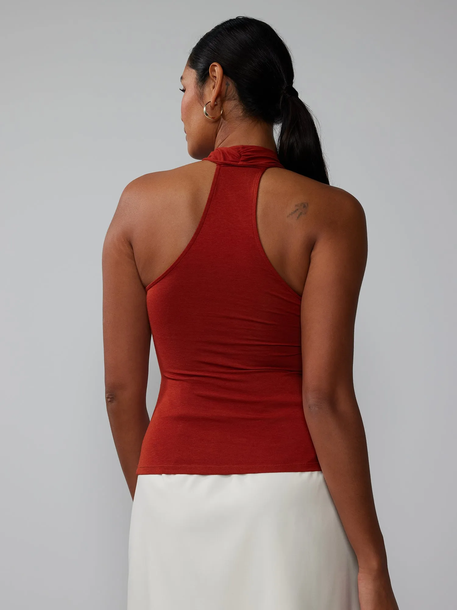 Sleeveless Cross Halter Tank Top