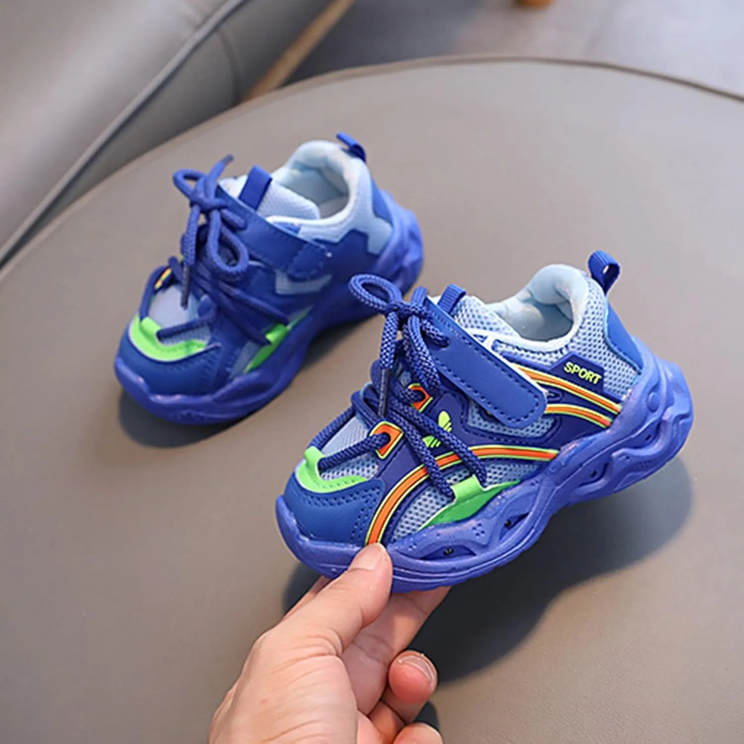 Toddler Baby LED Light Shoes Kids Boys Girls Non Slip Breathable Wide Mesh Sneakers Fashion Casual Sports Shoes